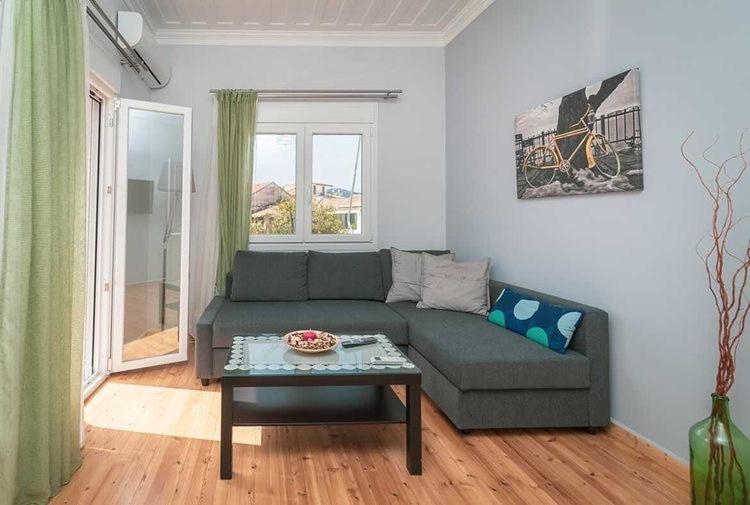 Sivylla Apartments Lefkáda エクステリア 写真